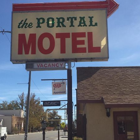 Portal Motel Лон-Пайн Екстер'єр фото